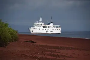 Expedition Yacht La Pinta